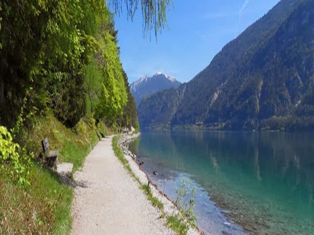 Kofler Ferienwohnungen,zimmer * Maurach (Achensee)